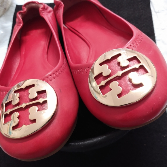 Tori Burch Red Slippers - Picture 7 of 13